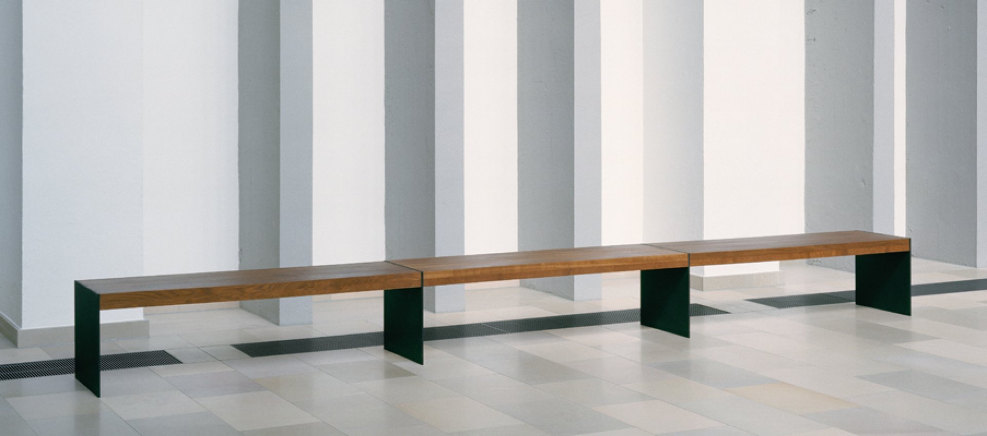 Bank AKE Grab Lichtraum